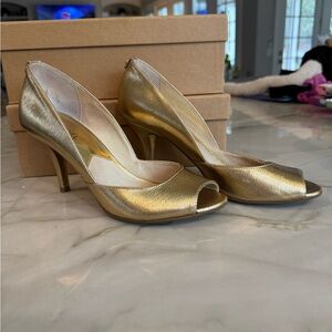 MICHAEL Michael Kors- Gold Peep-Toe Pump Heels
